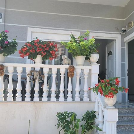 Luxury Room'S By Lika Sarandë エクステリア 写真