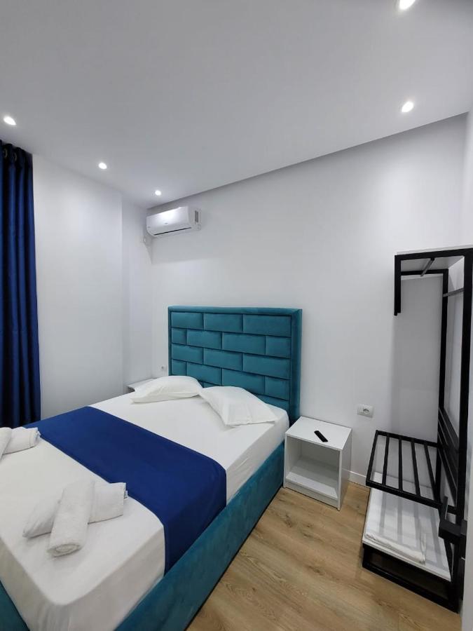 ホテル Vasilika Apartament 1 Sarandë エクステリア 写真