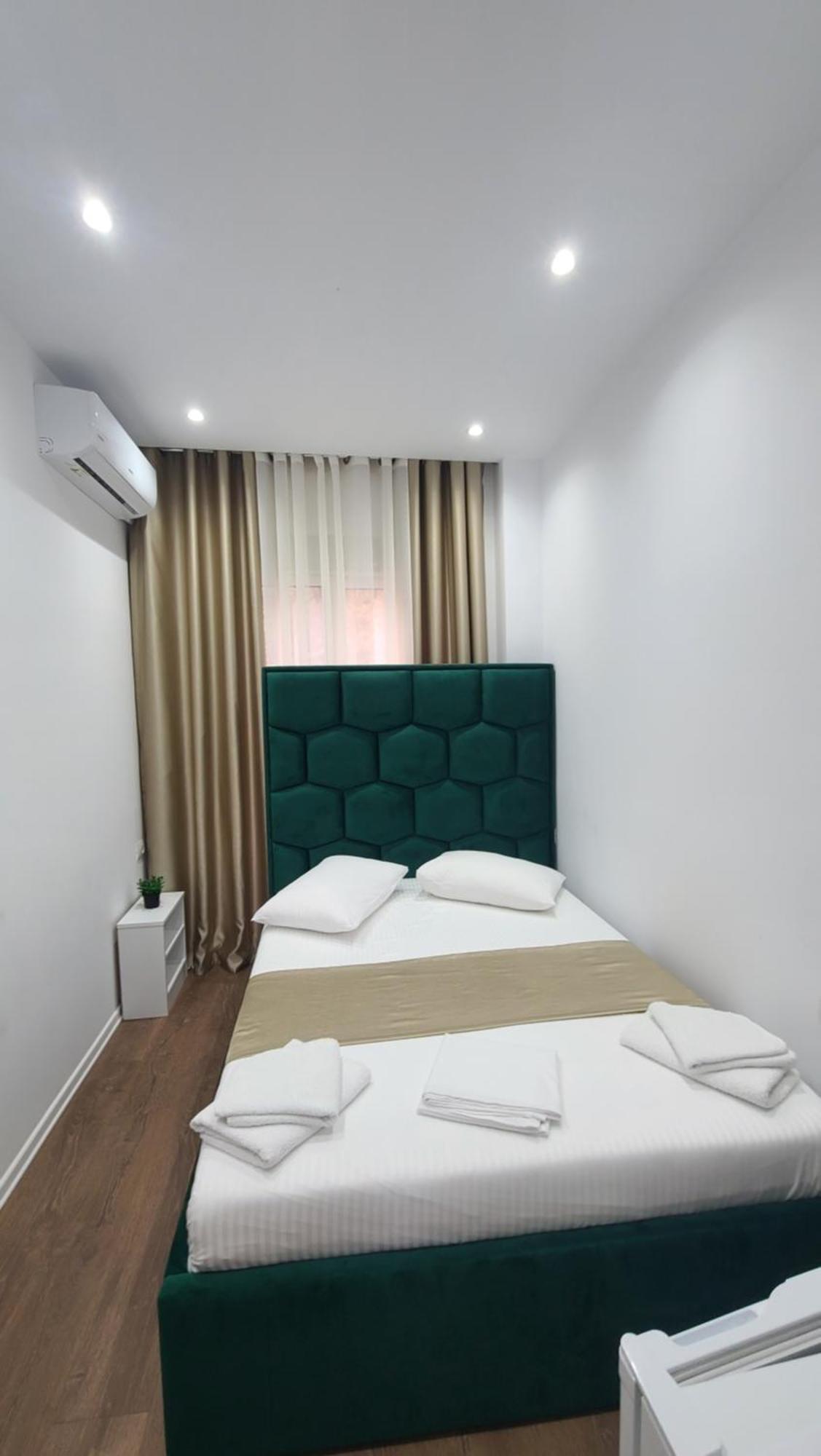 Luxury Room'S By Lika Sarandë エクステリア 写真