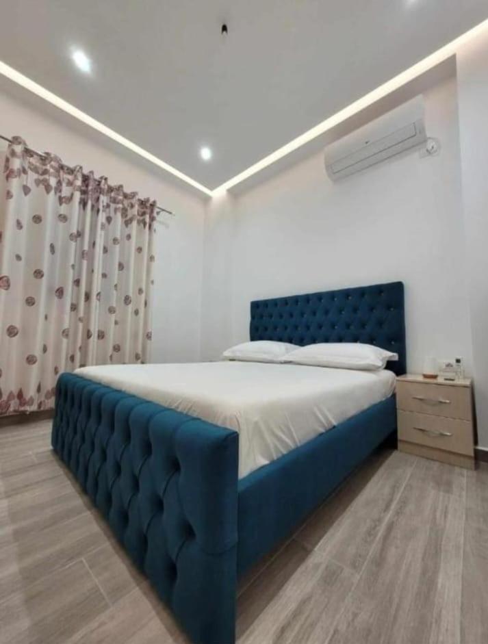 Luxury Room'S By Lika Sarandë エクステリア 写真