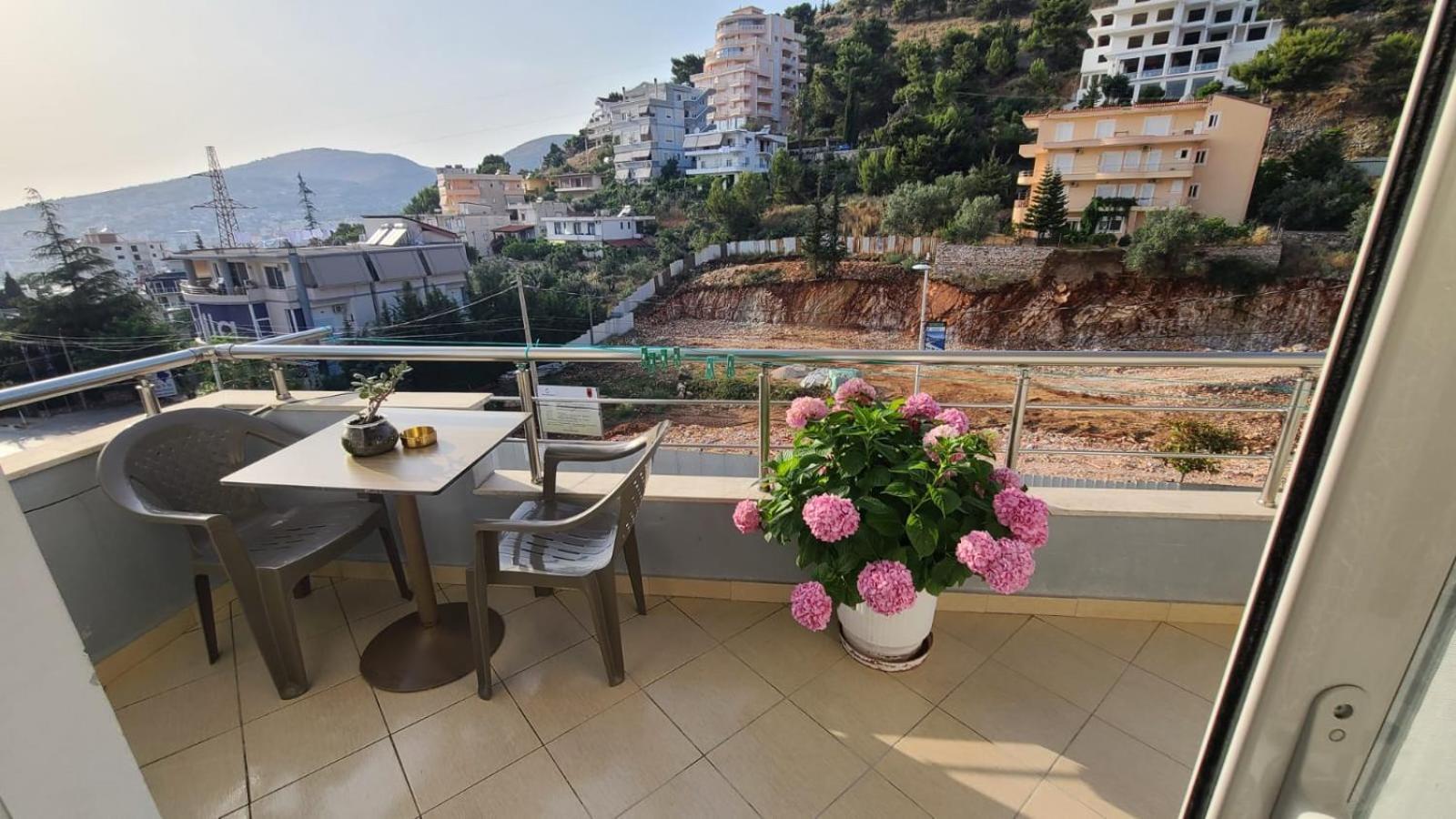 Luxury Room'S By Lika Sarandë エクステリア 写真