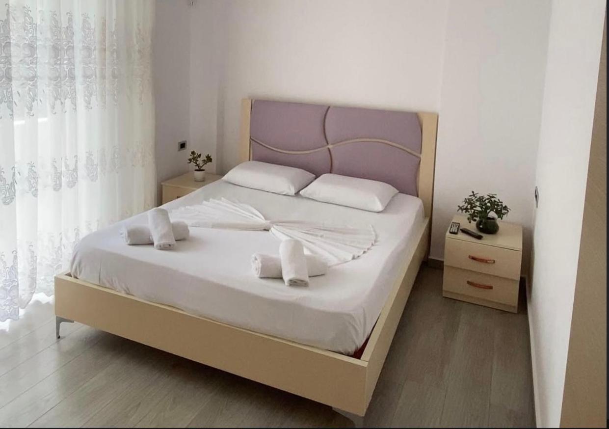 Luxury Room'S By Lika Sarandë エクステリア 写真